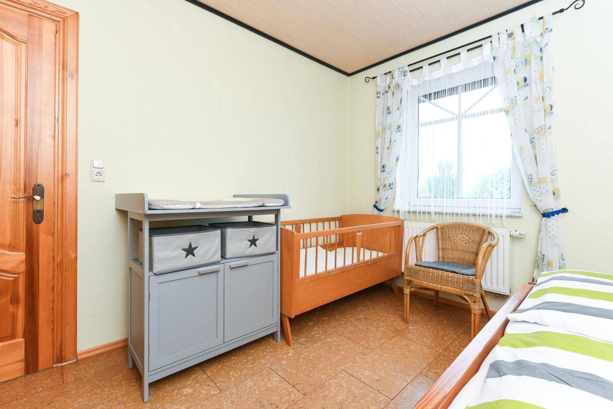 Ferienwohnungen Im Haus Flinthoern Neuharlingersiel Exterior foto